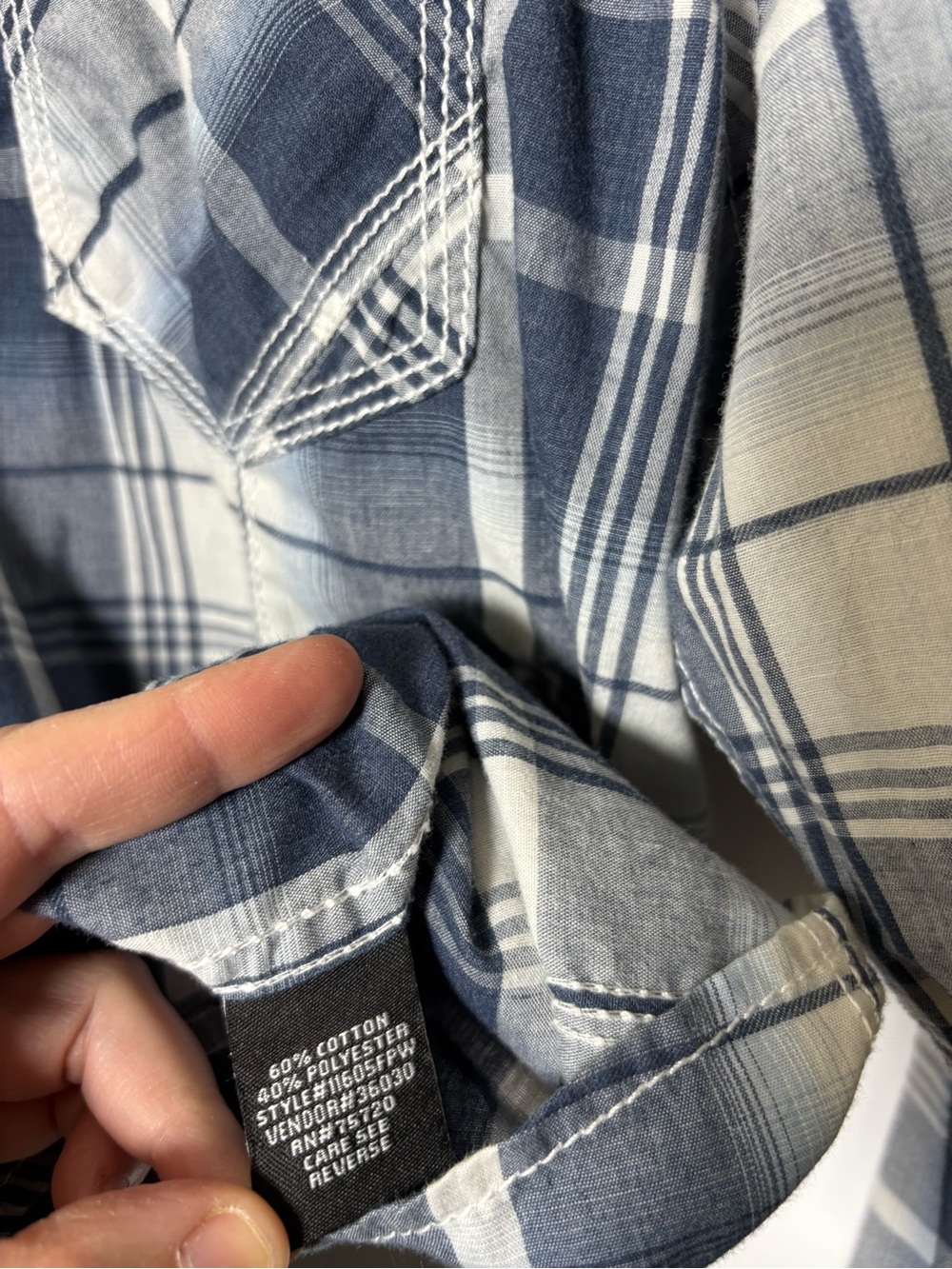 BKE Long Sleeve Button Up Shirt Men's Size Large Plaid Athletic Fit Western Blue - Picture 8 of 9